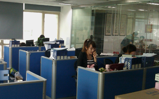山东易服信息技术有限公司：企业人事考勤系统搭建方案与实施要点